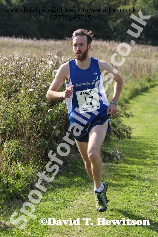 Senior mens relay Sunderland Harreirs Cross Country. Photo: David T. Hewitson/Sports for All Pics